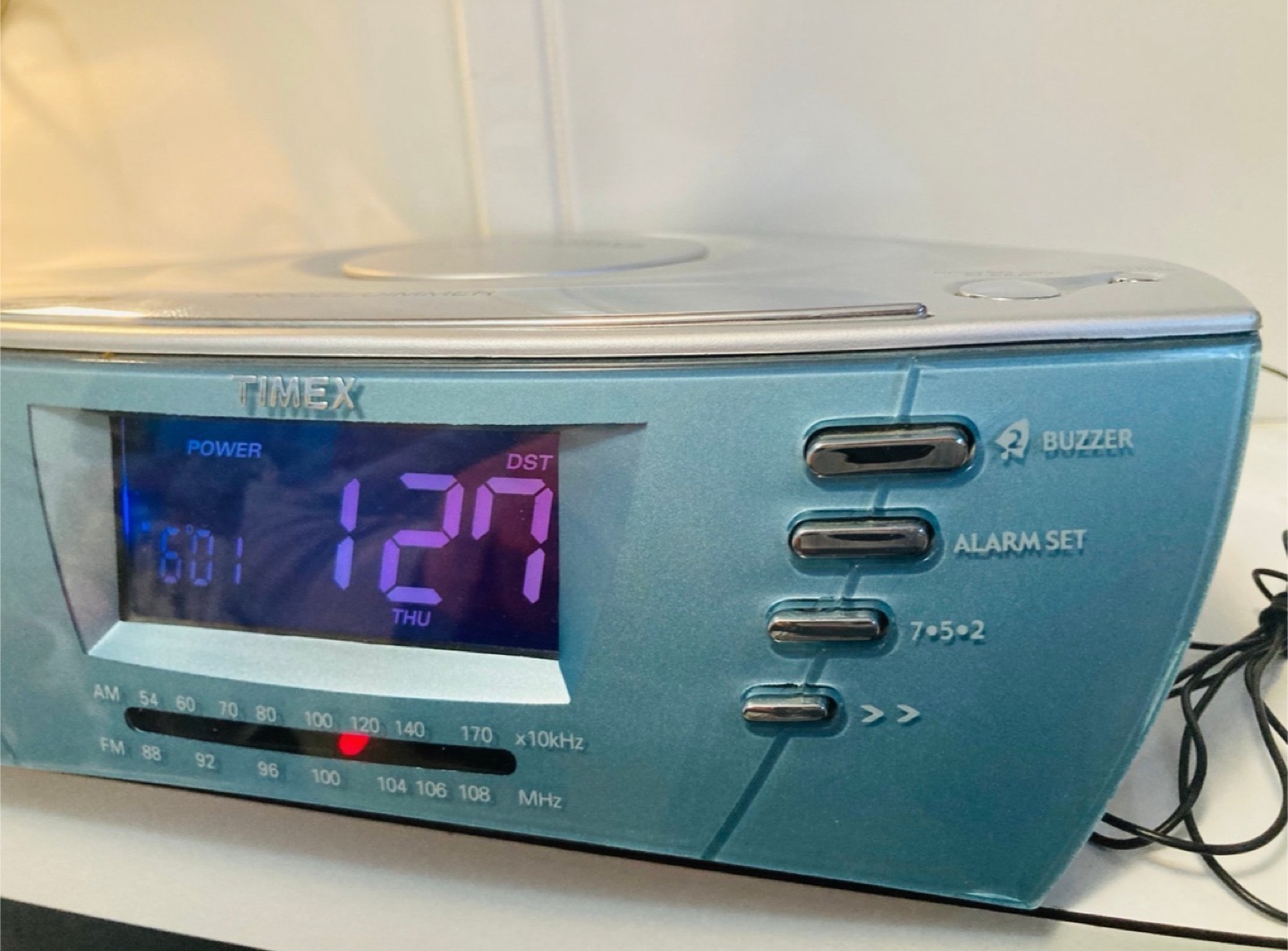 Timex Multi-Directional Sound Chamber Clock Radio - photo 5