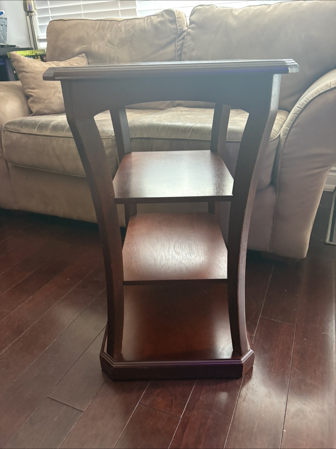 Bombay Company 4 Tier Accent table