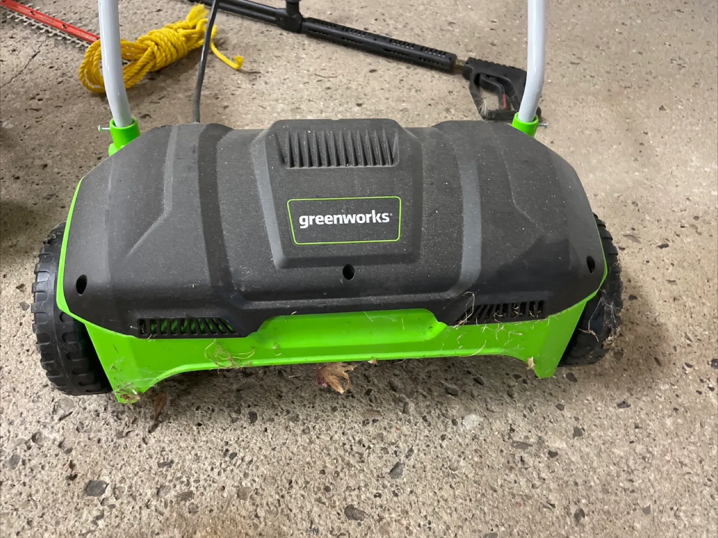 Greenworks Lawn Sweeper thumbnail