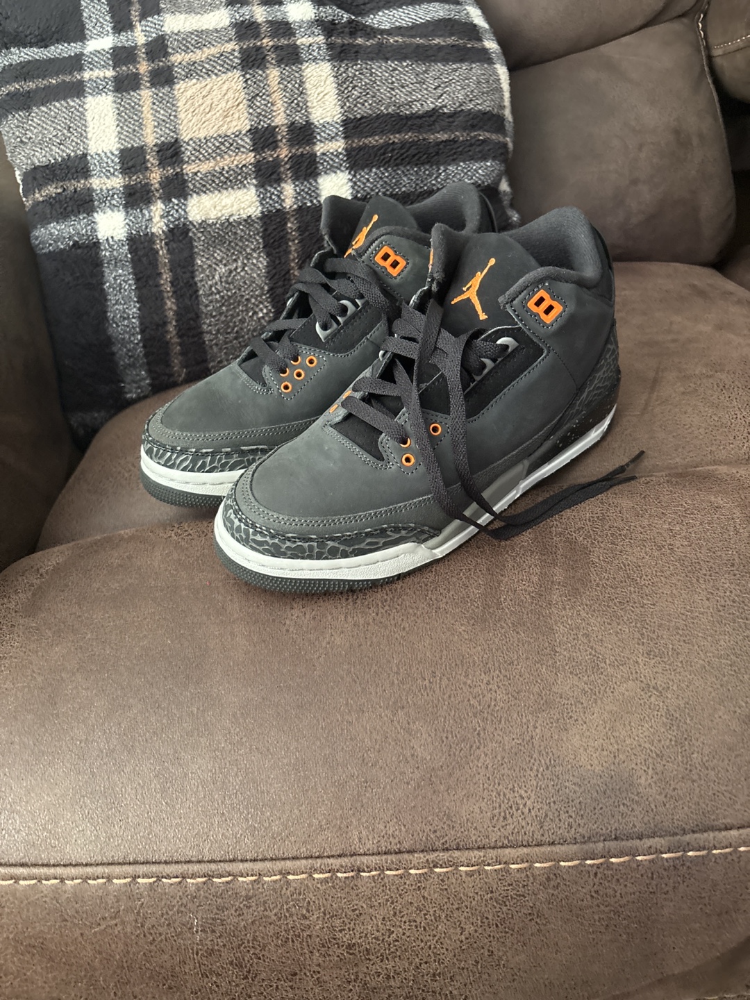 Jordan 3 Retro Black Gold - photo 4
