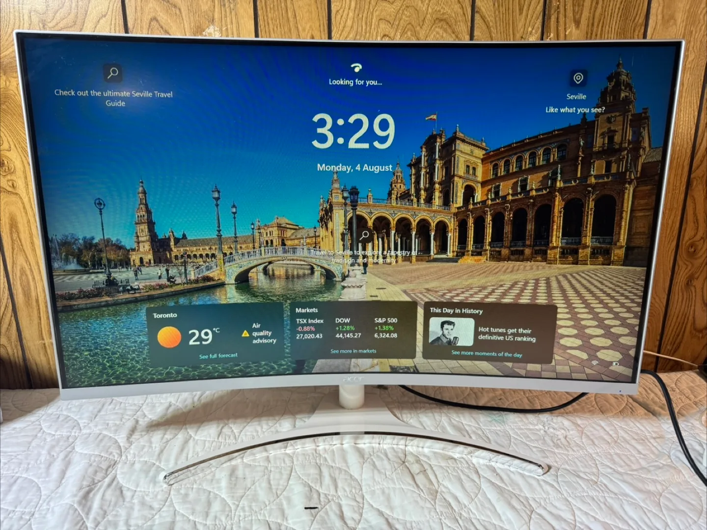 32” Acer Curved Monitor thumbnail