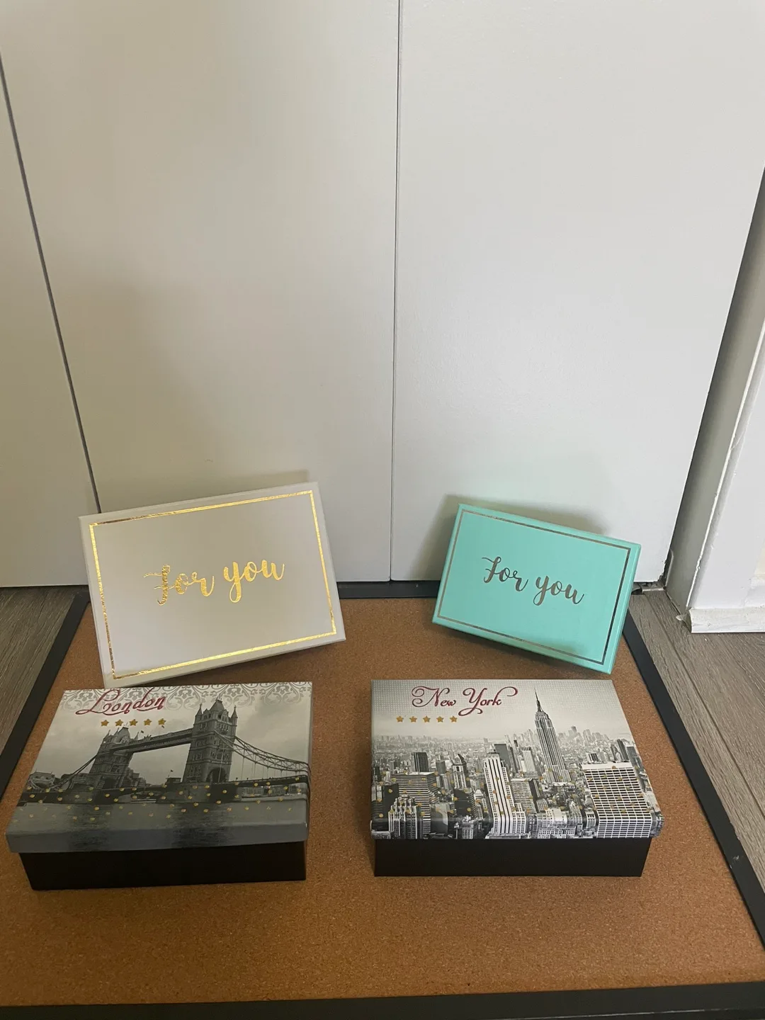 Decorative London & New York Boxes thumbnail