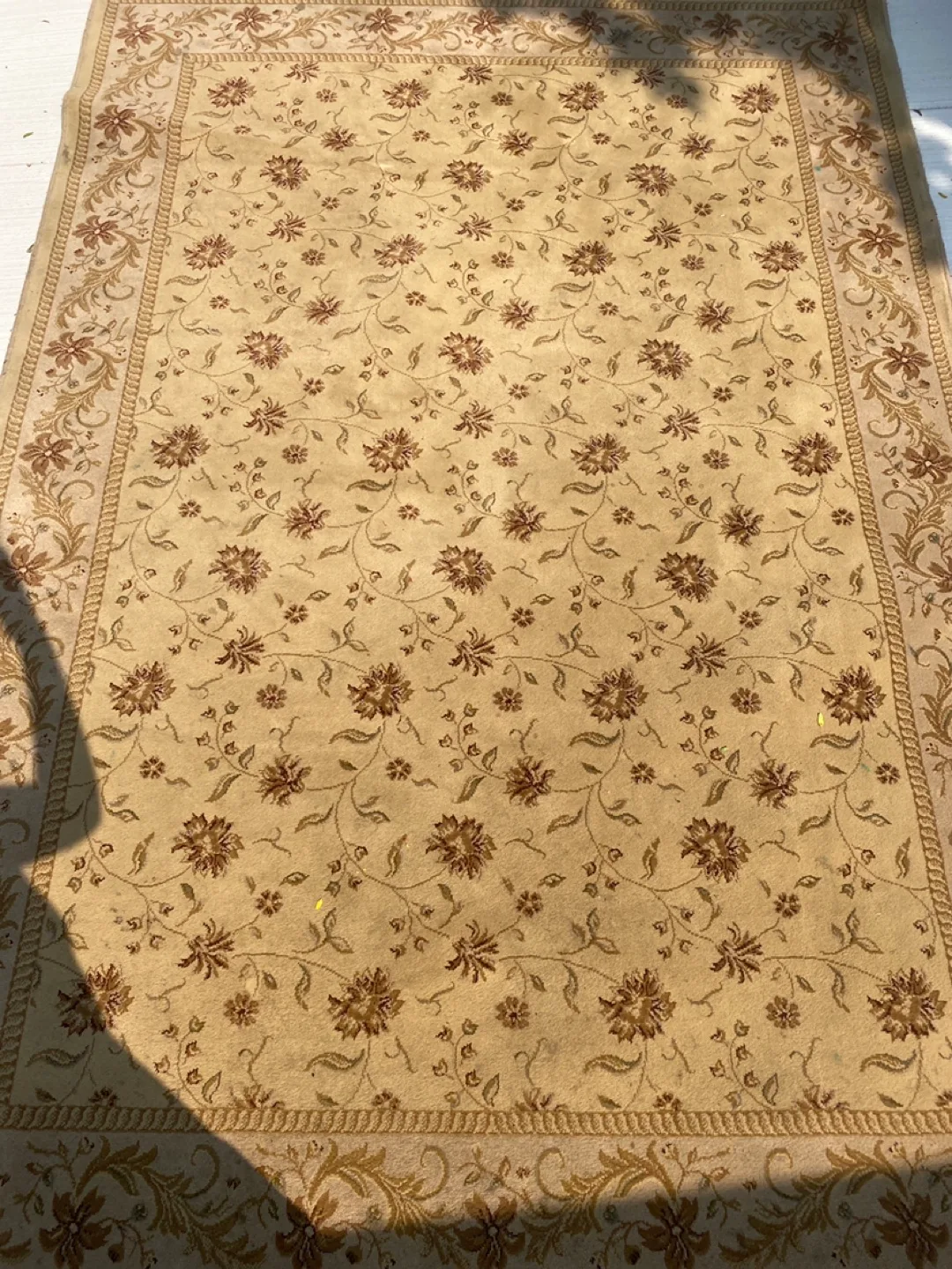 Imperial Collection Ivory Rug (7') thumbnail
