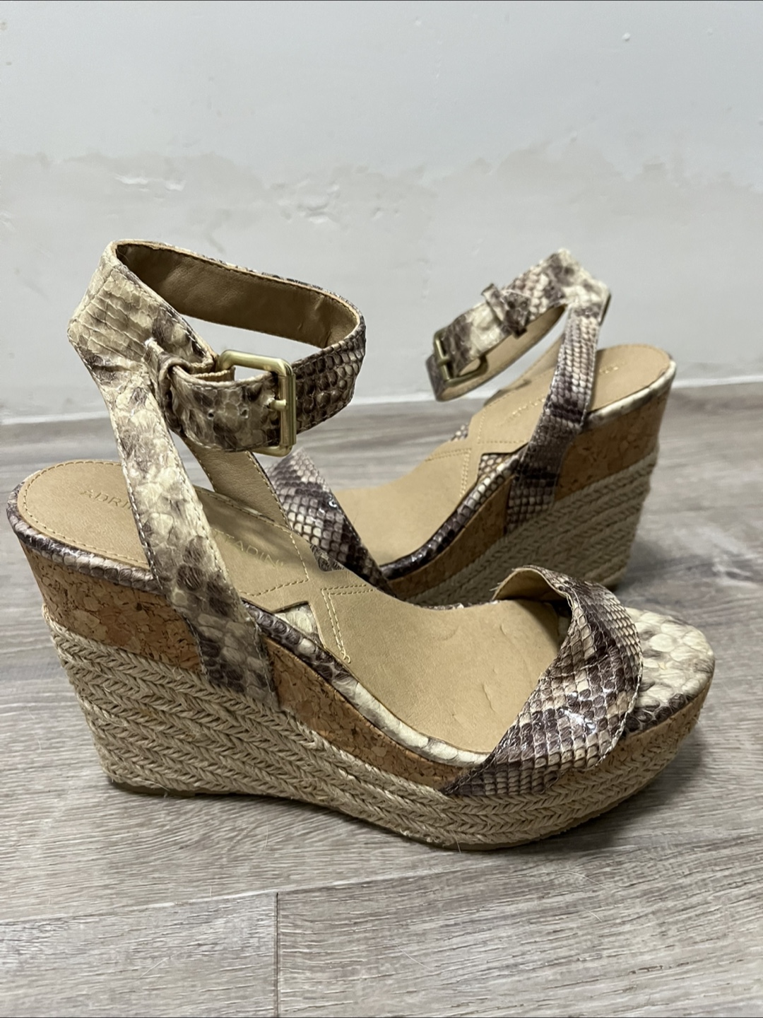Adrienne Vittadini AV-CARI Wedge Sandals - Size 6.5M