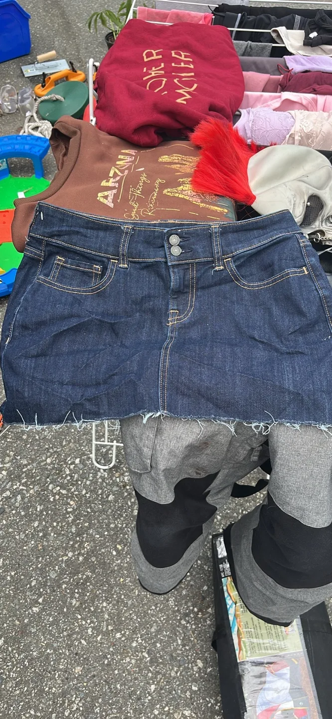 Old Navy Denim Skirt - Size 4 thumbnail