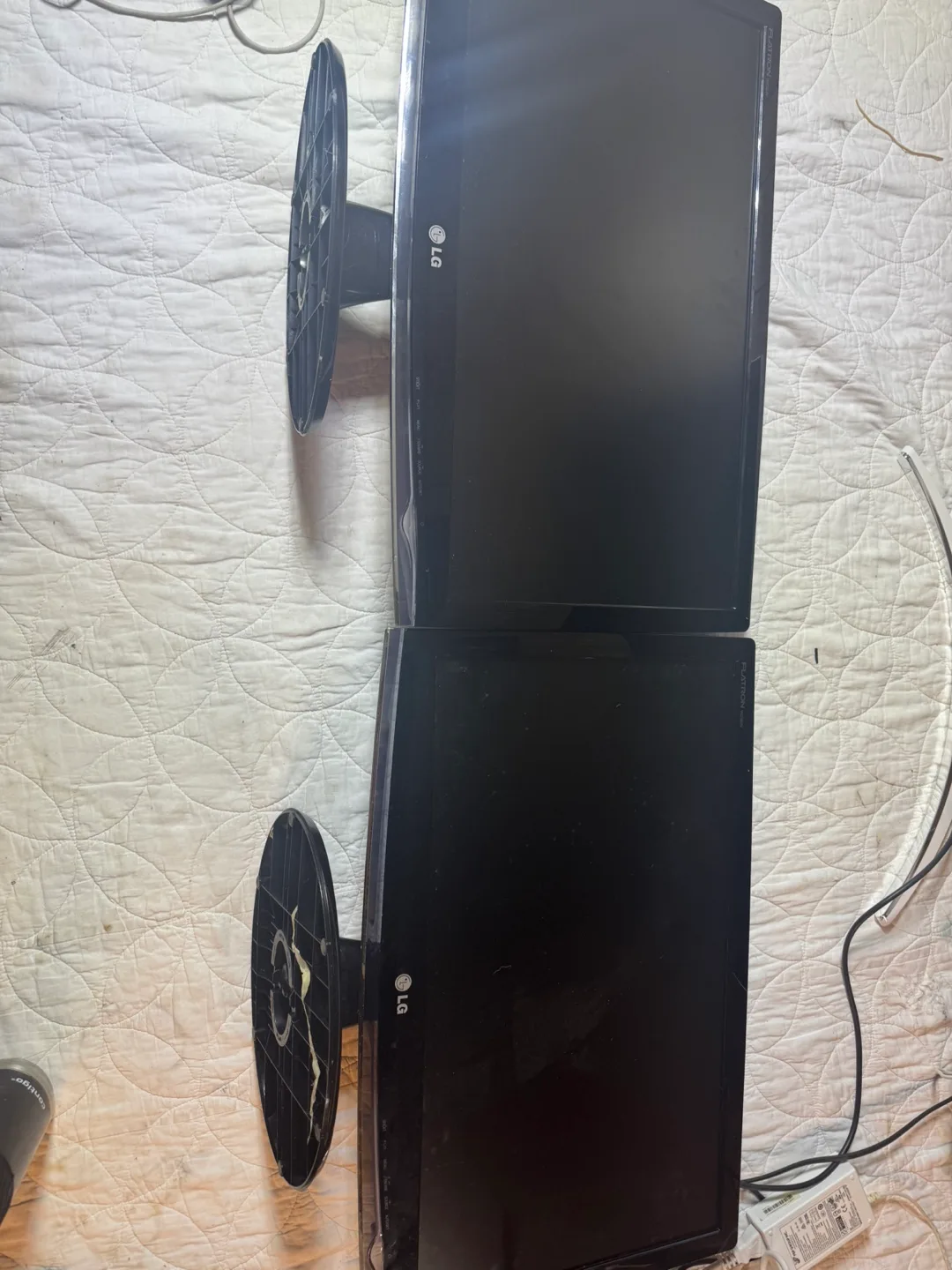 Two 23” Lg HDMI monitors thumbnail