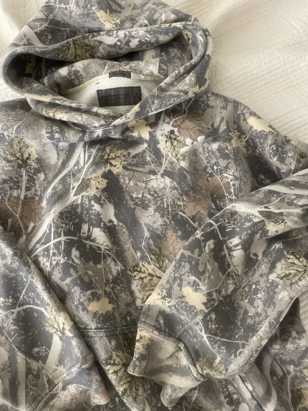 PICK UP NOW - UNISEX Abercrombie Camo Hoodie Medium thumbnail