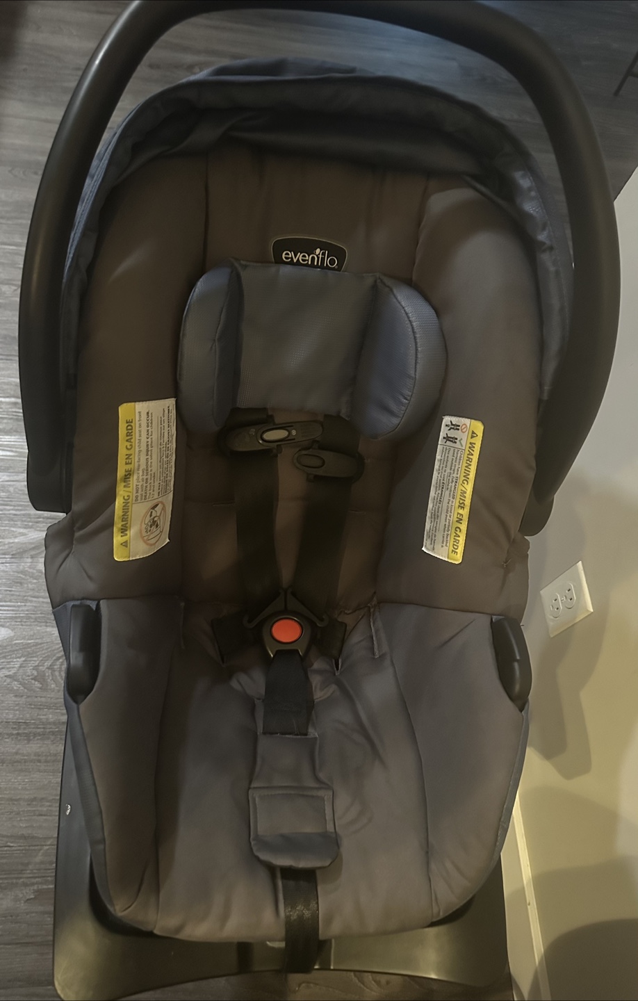 Evenflo LiteMax 35 Infant Car Seat - photo 2