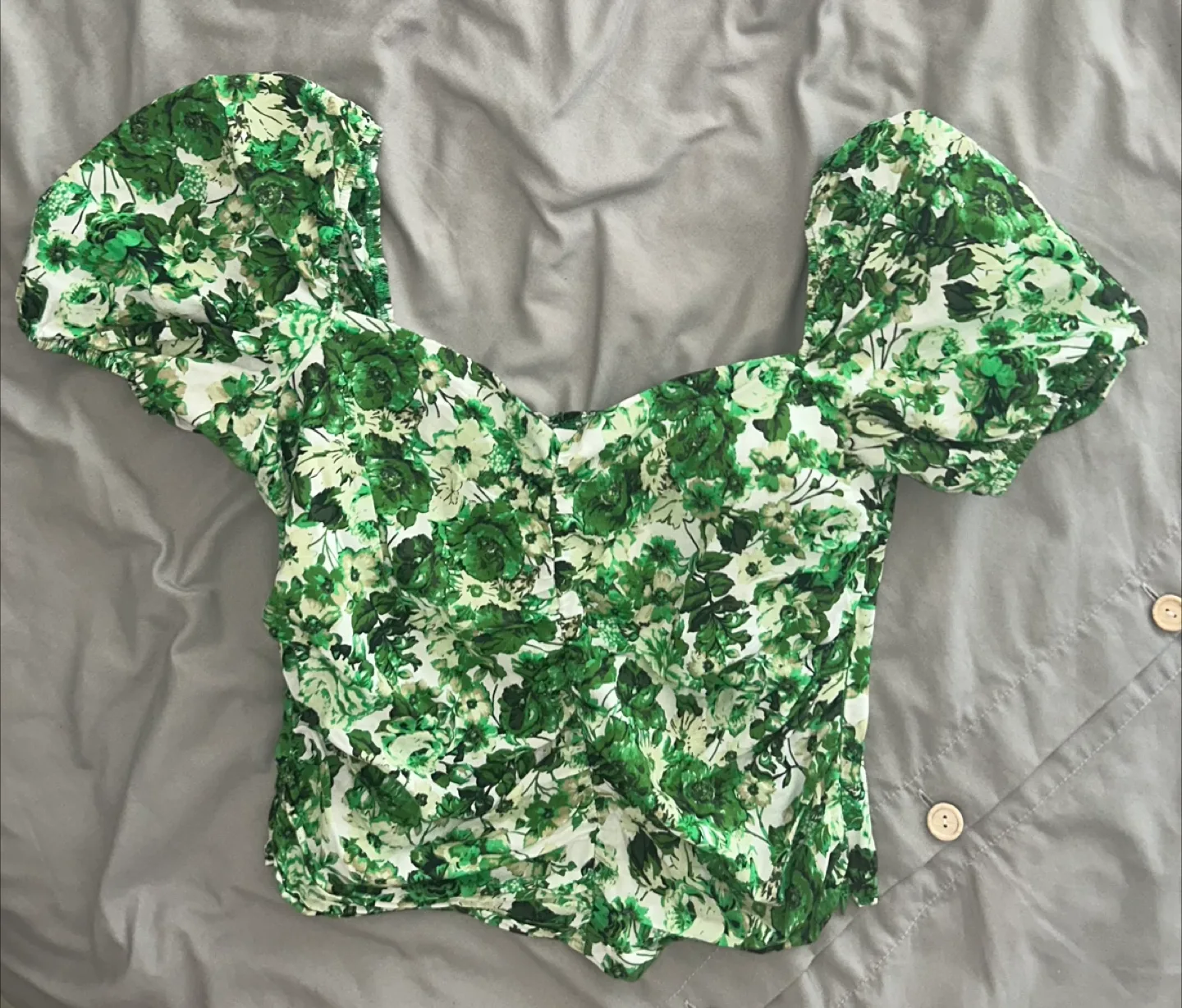 Floral Print Puff Sleeve Top thumbnail