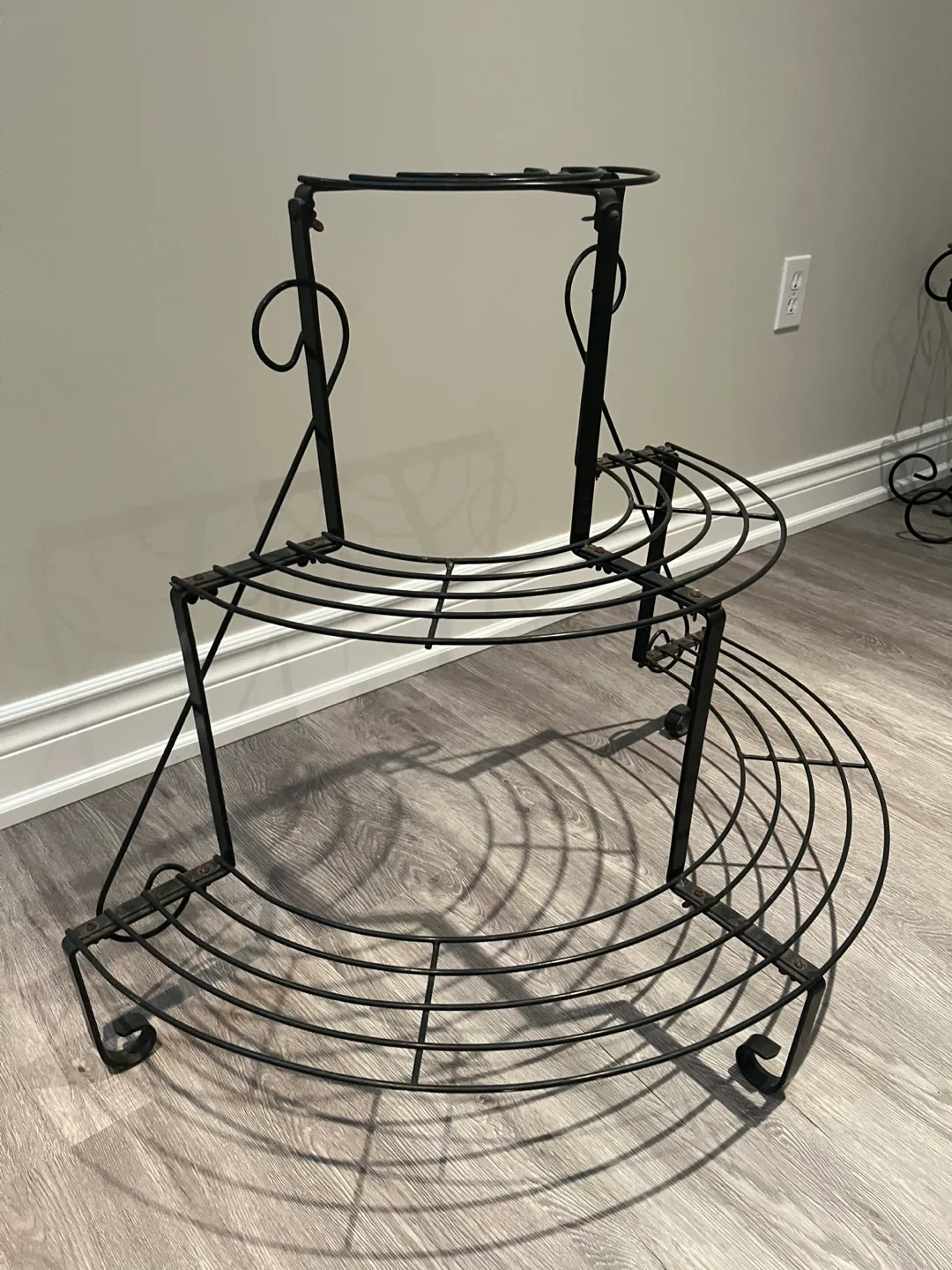 Metal Plant Stand - Black thumbnail