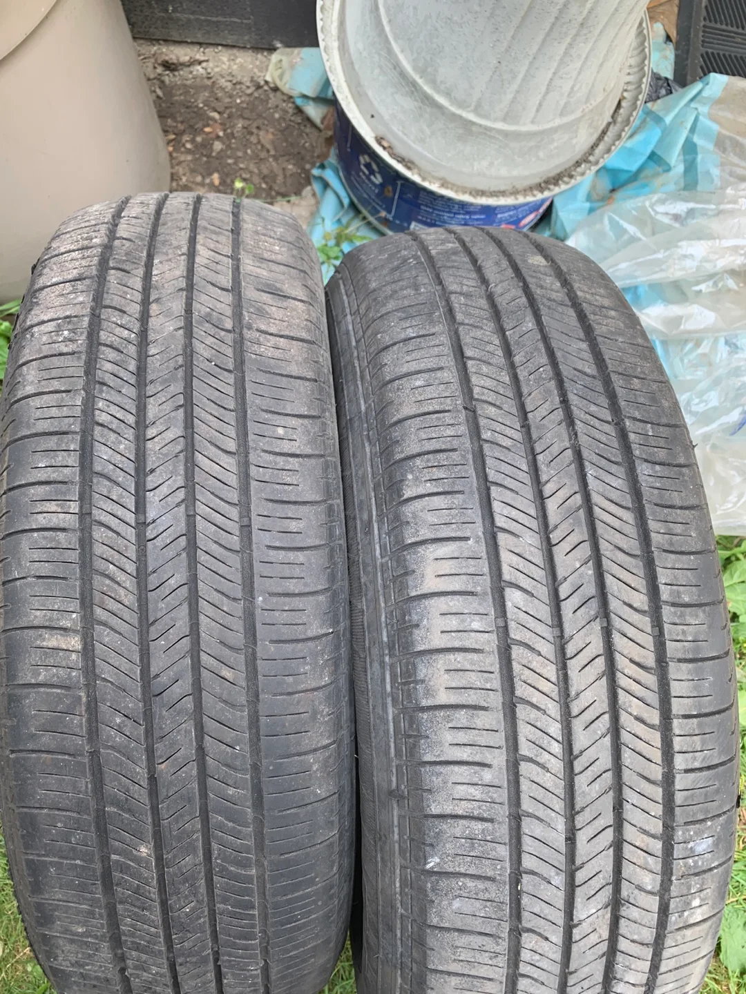 195/65/15 all season 4 tires total 2 good year 2 Firestone tires