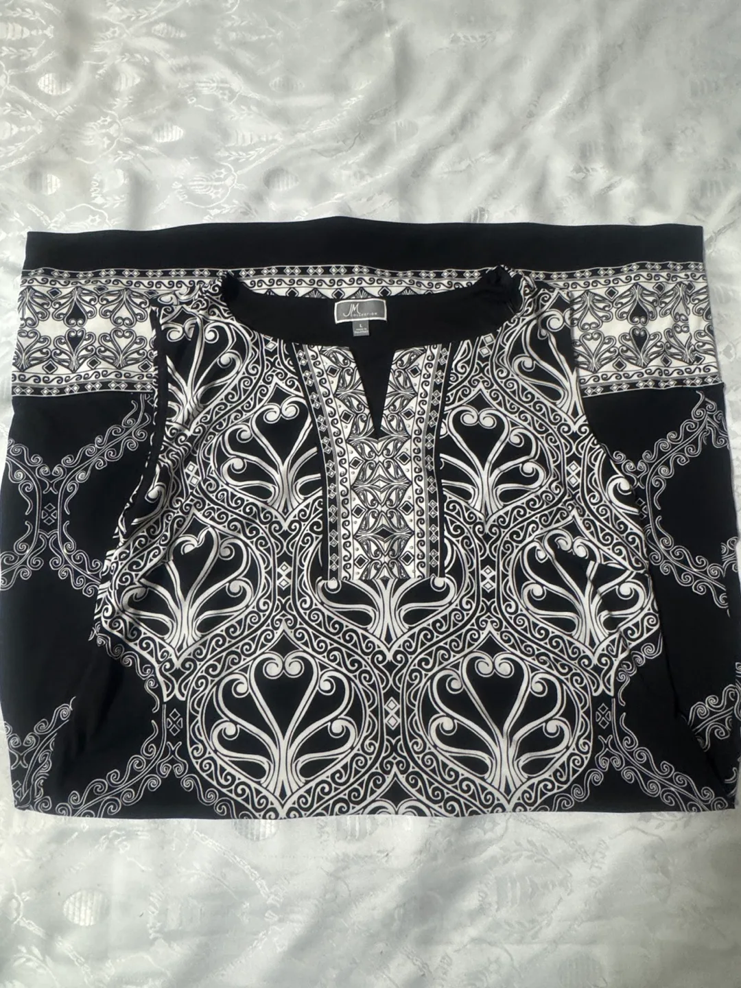 2 Dresses Size L image indicator(4)