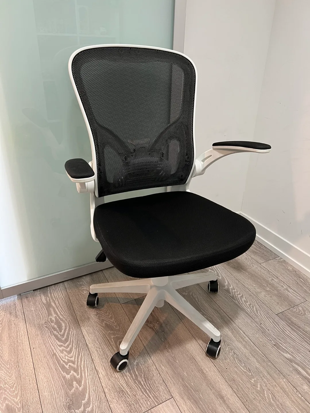 Office chair thumbnail