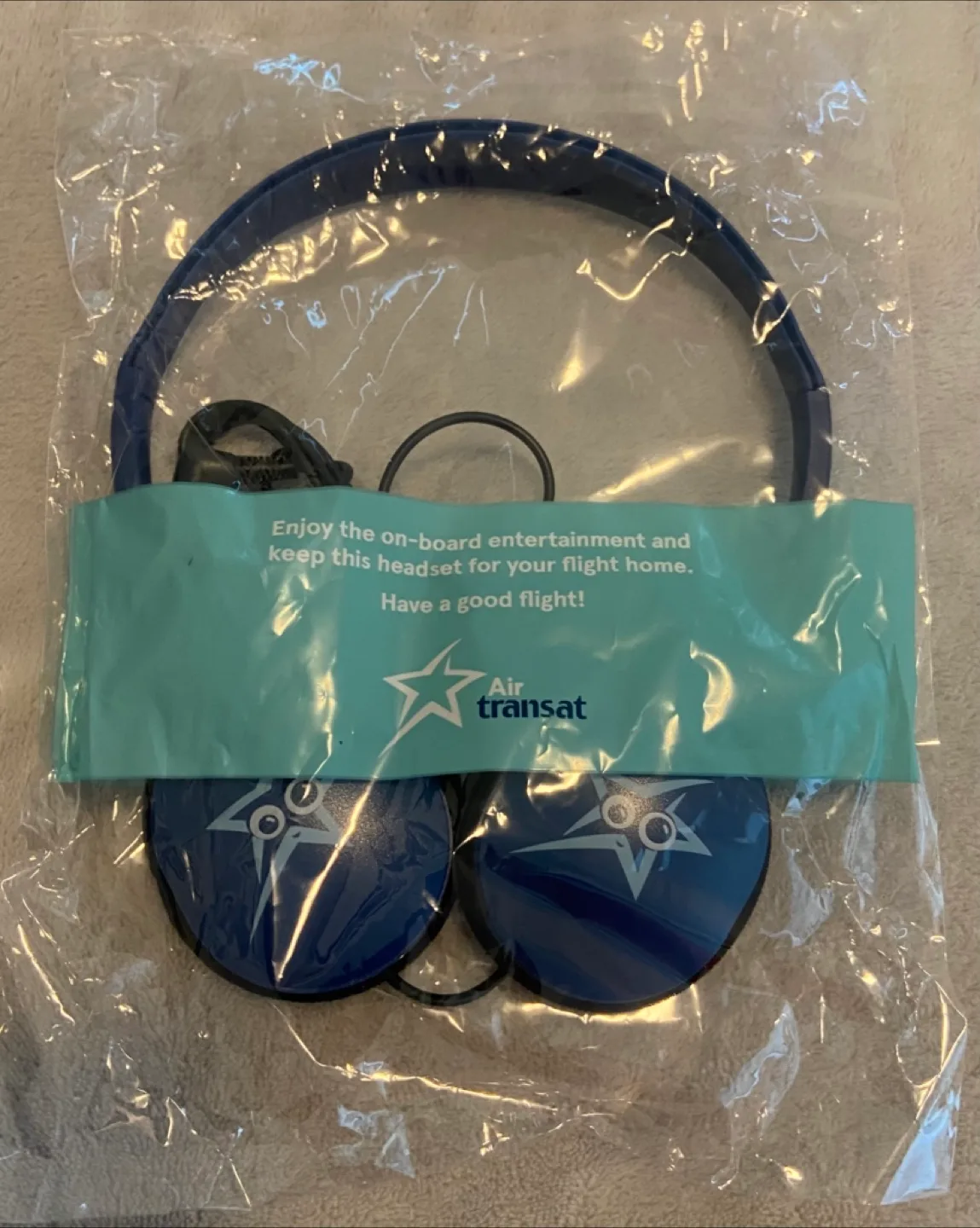 NEW! Kid’s Headphones by Air Transat Airline thumbnail