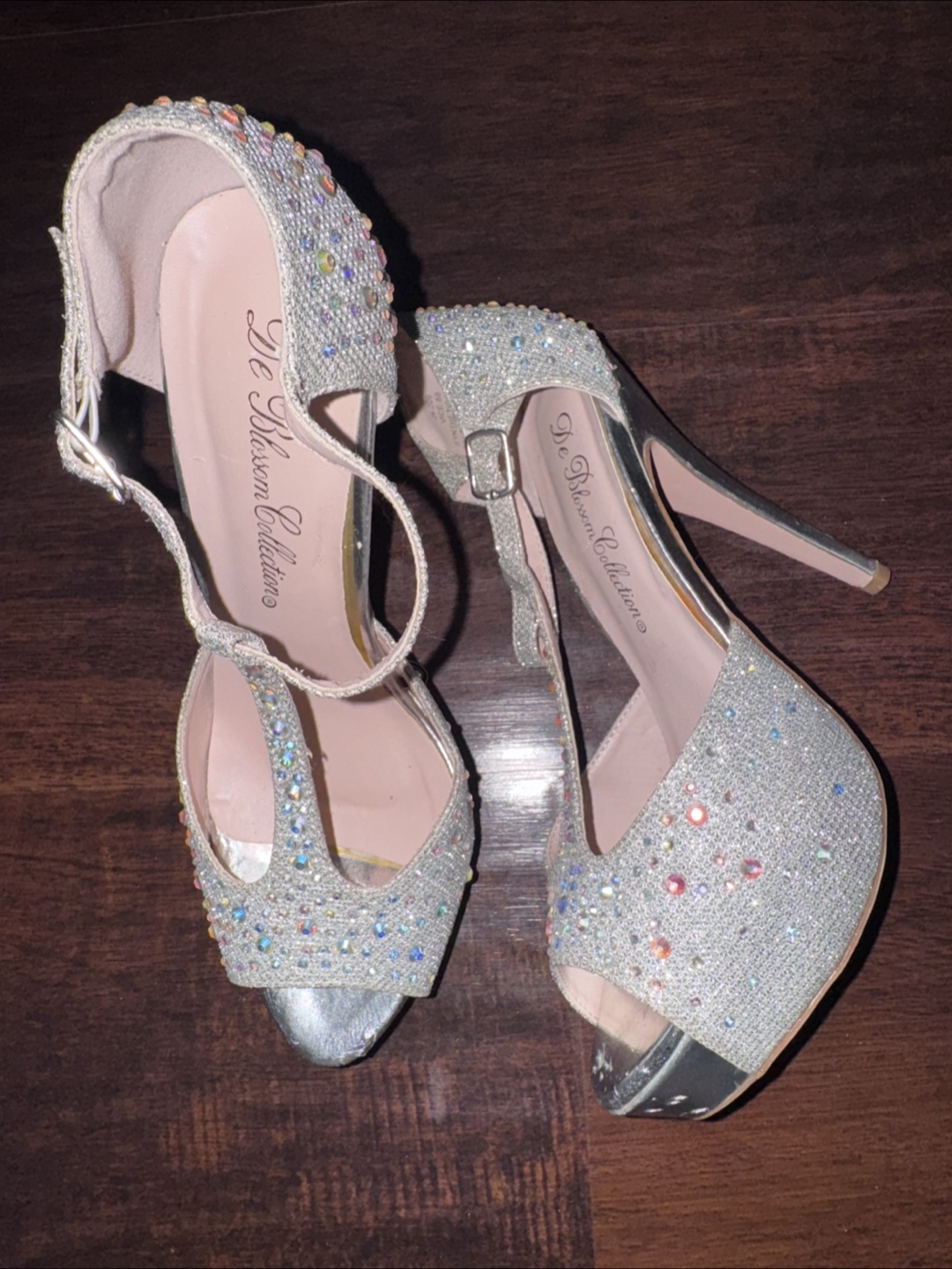 DE BLOSSOM COLLECTION HEELS - Size 7