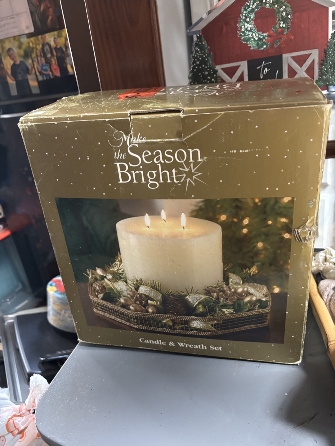 Make the Season Bright Candle & Wreath Set