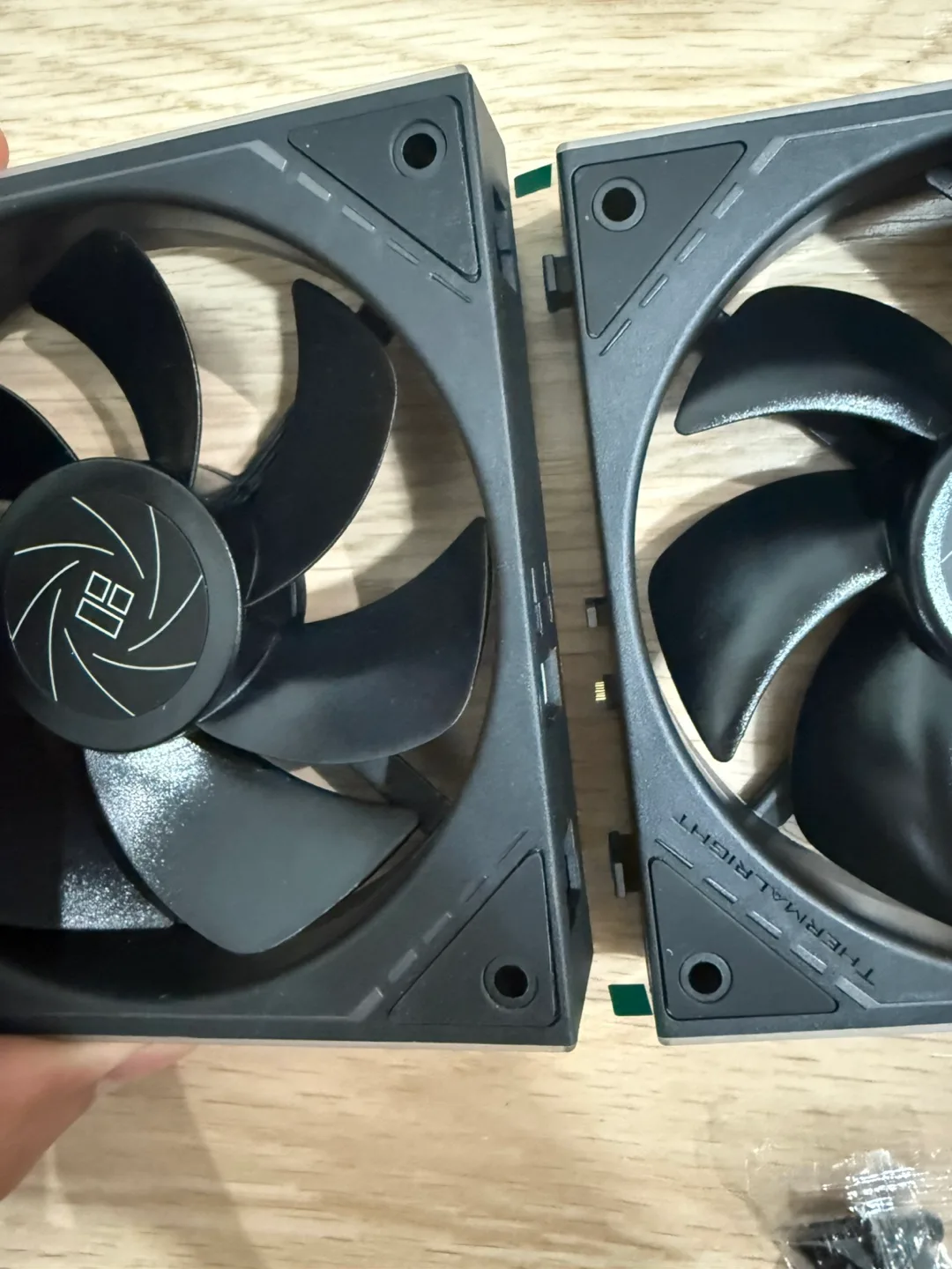 Thermalright TL-M12Q X3 120mm ARGB Fans thumbnail