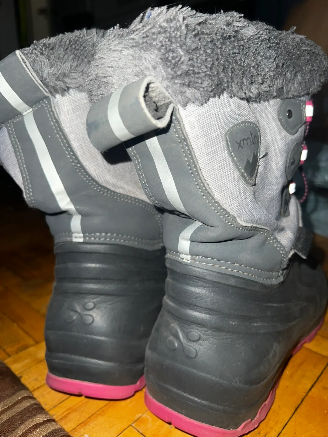 XMTN Winter Boots - Size 2 image indicator(3)