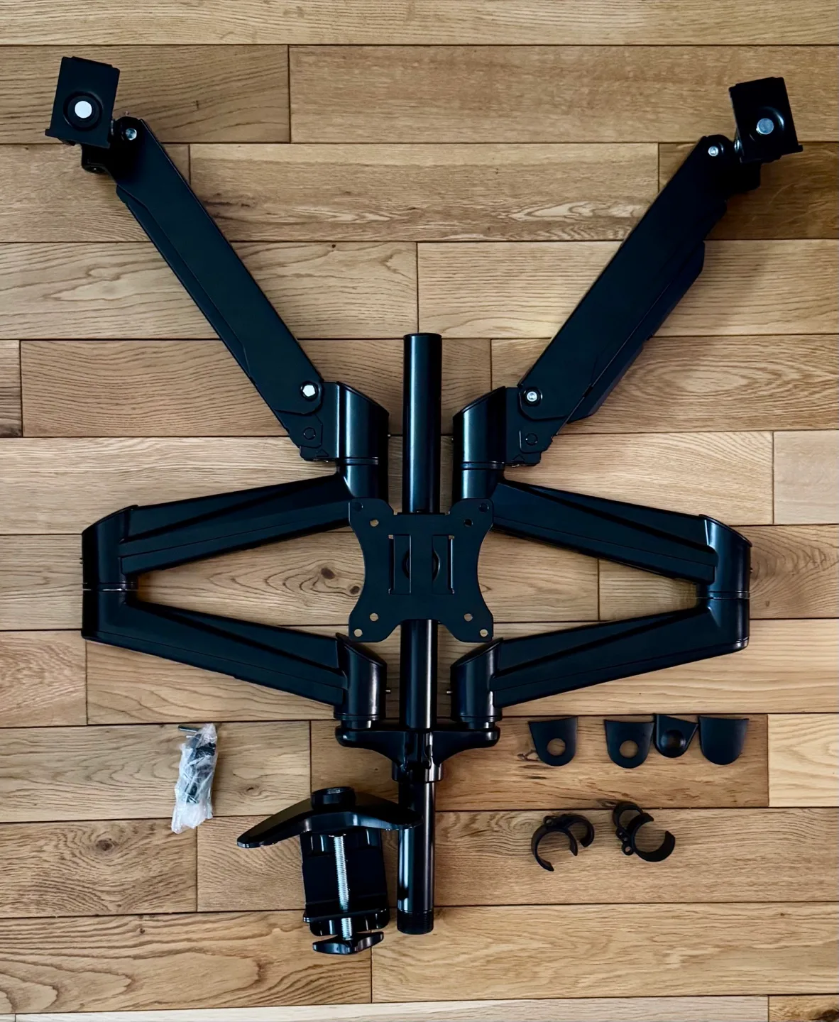 Triple Monitor Stand image indicator(7)