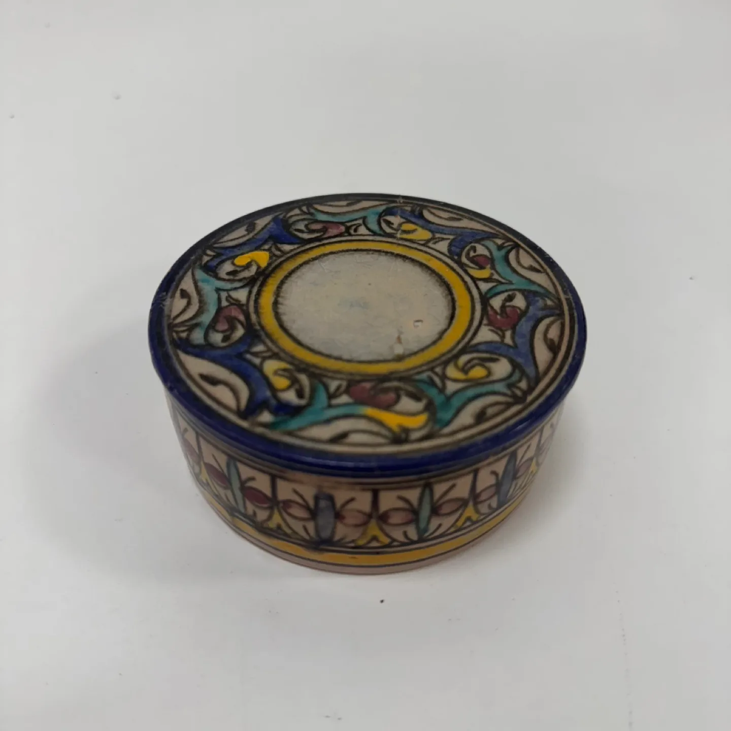 Used Hand-Painted Ceramic Trinket Box with Lid – Vintage Style thumbnail
