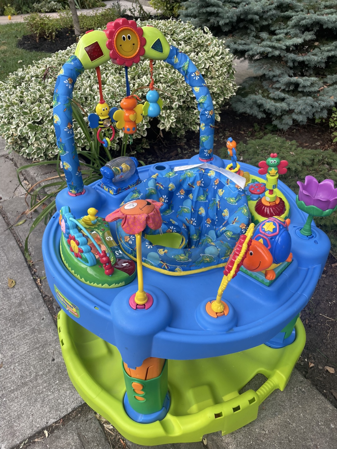 Evenflo ExerSaucer Jumper