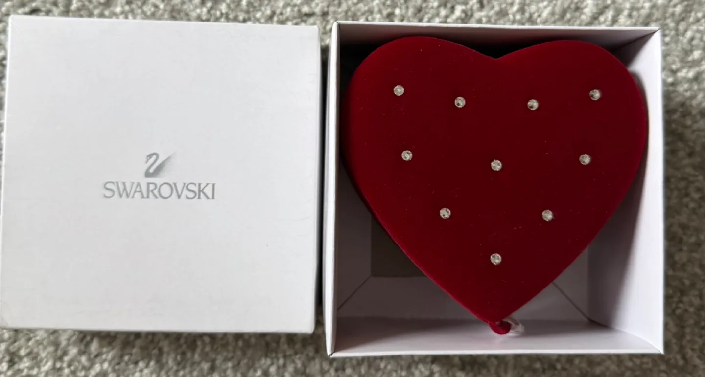 Swarovski heart shaped travel jewelry case thumbnail