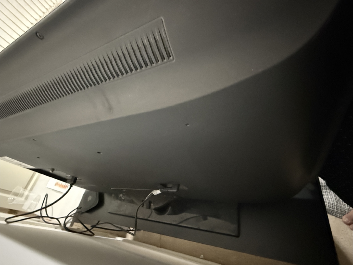 40” Samsung TV and stand - photo 2