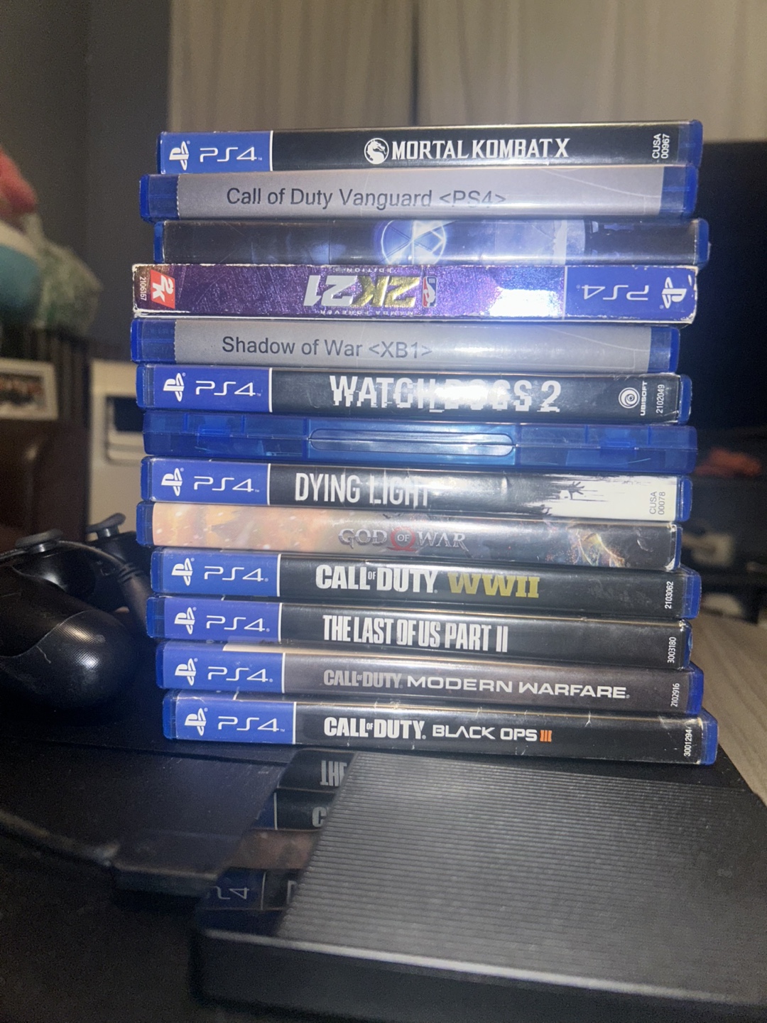 PlayStation 4 with Games and Accessories - photo 2