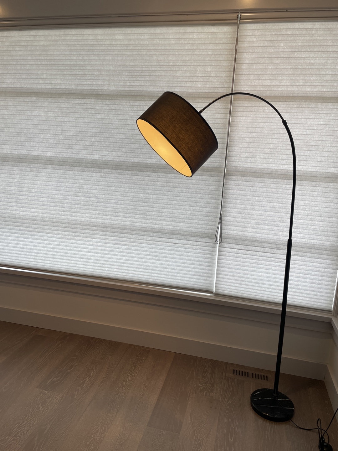 Black Arc Floor Lamp - photo 2