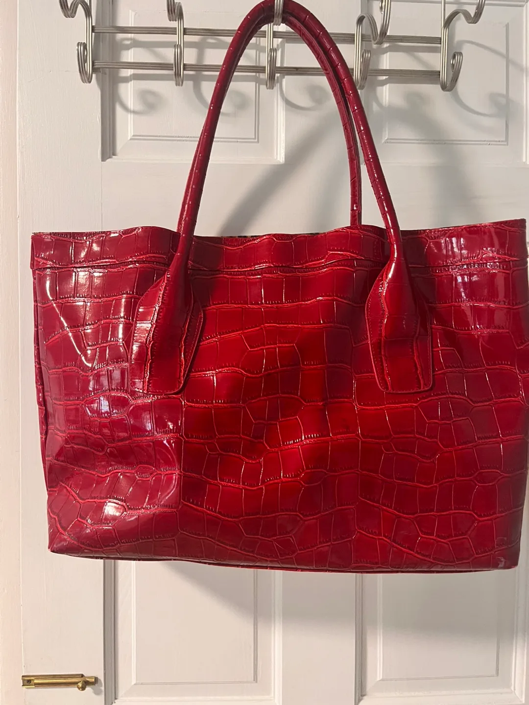 Red Croc Embossed Tote Bag image indicator(2)