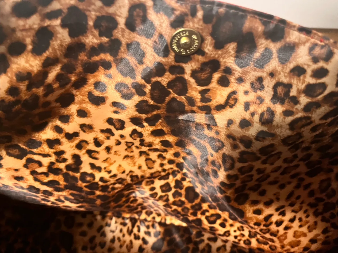 Red Croc Embossed Tote Bag image indicator(7)