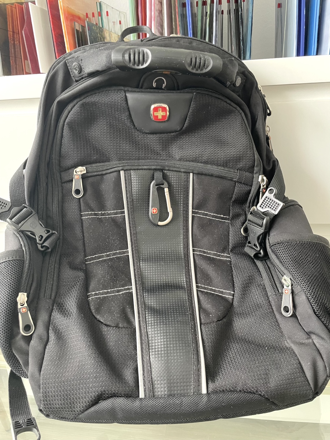 SwissGear Black Backpack - photo 5