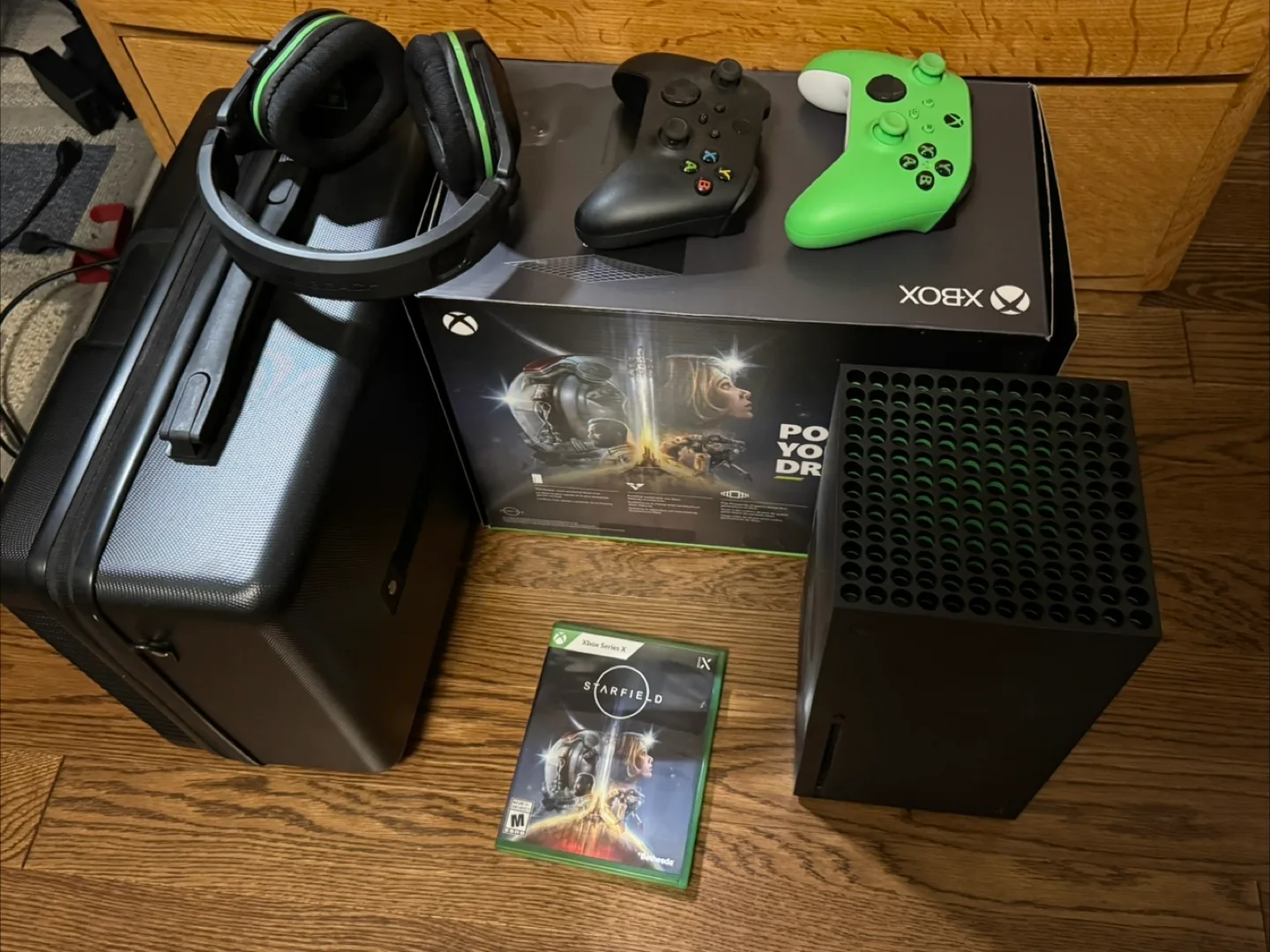 Xbox Series X Console Bundle w/ Starfield thumbnail