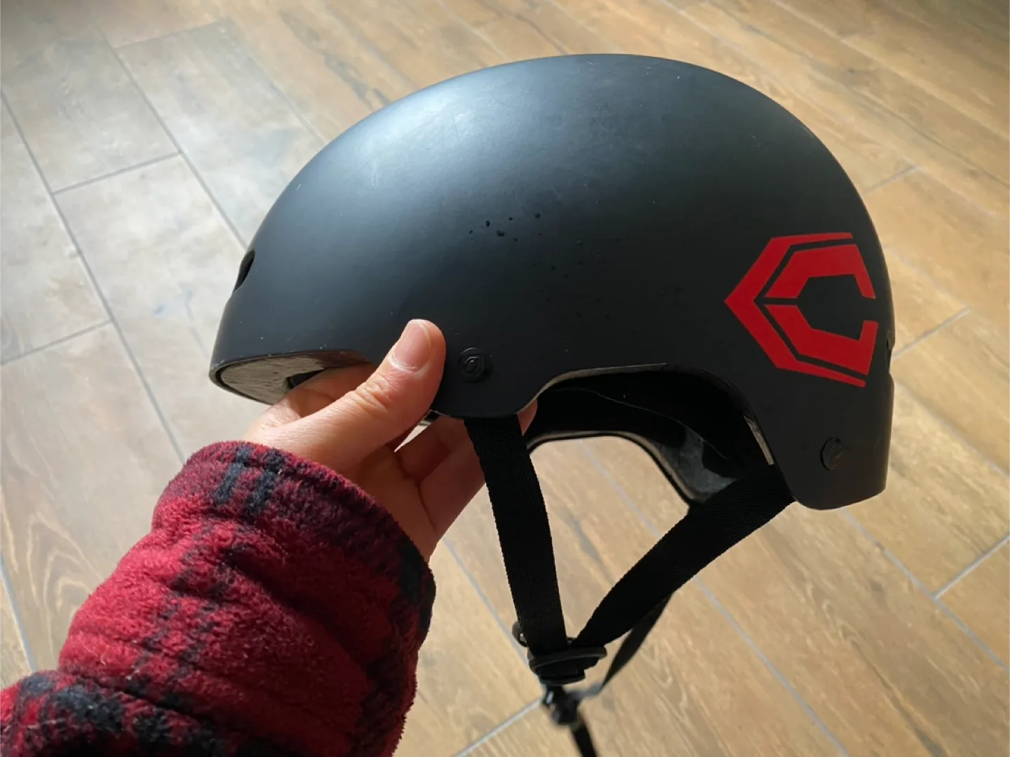 Helmet (54-56 cm)for woman and kids thumbnail