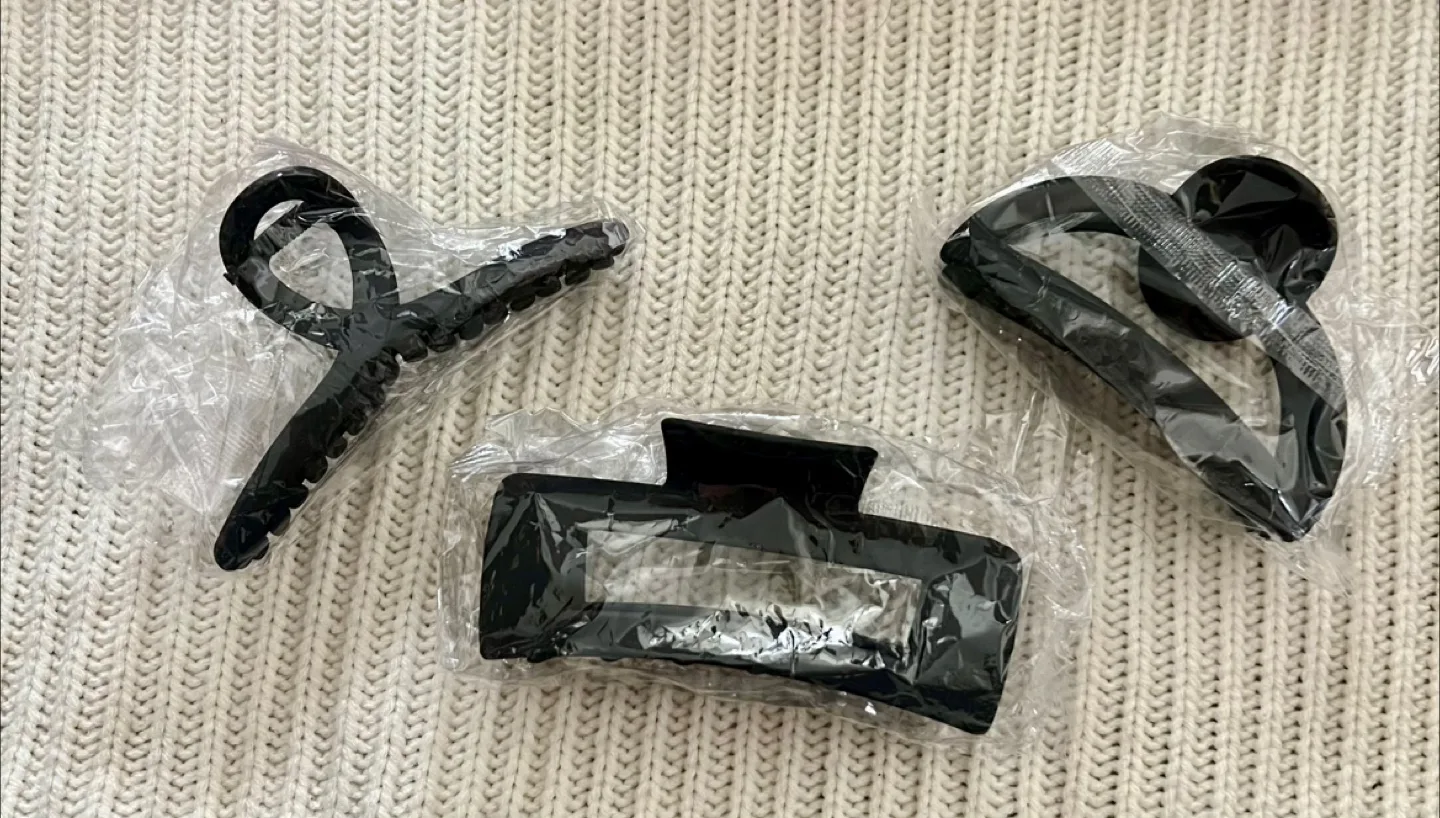 New Black Hair Claw Clips - Set of 3 thumbnail