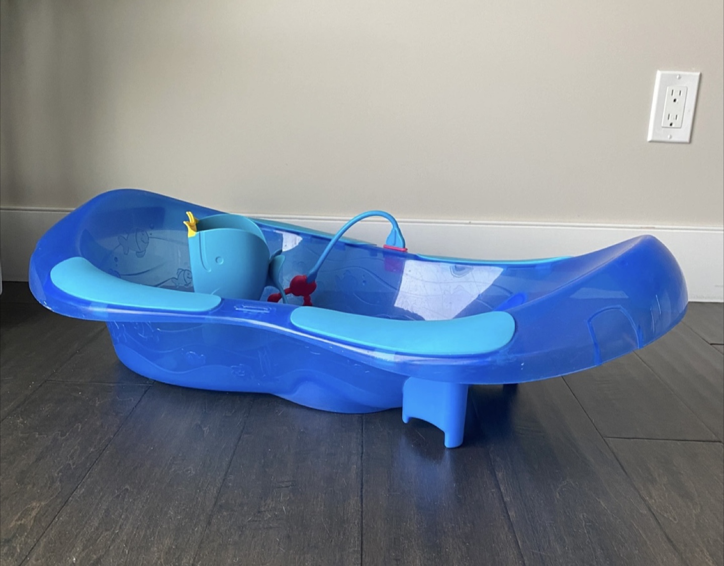 Baby Bath Tub & Skip Hop Whale Rinse Cup - photo 2