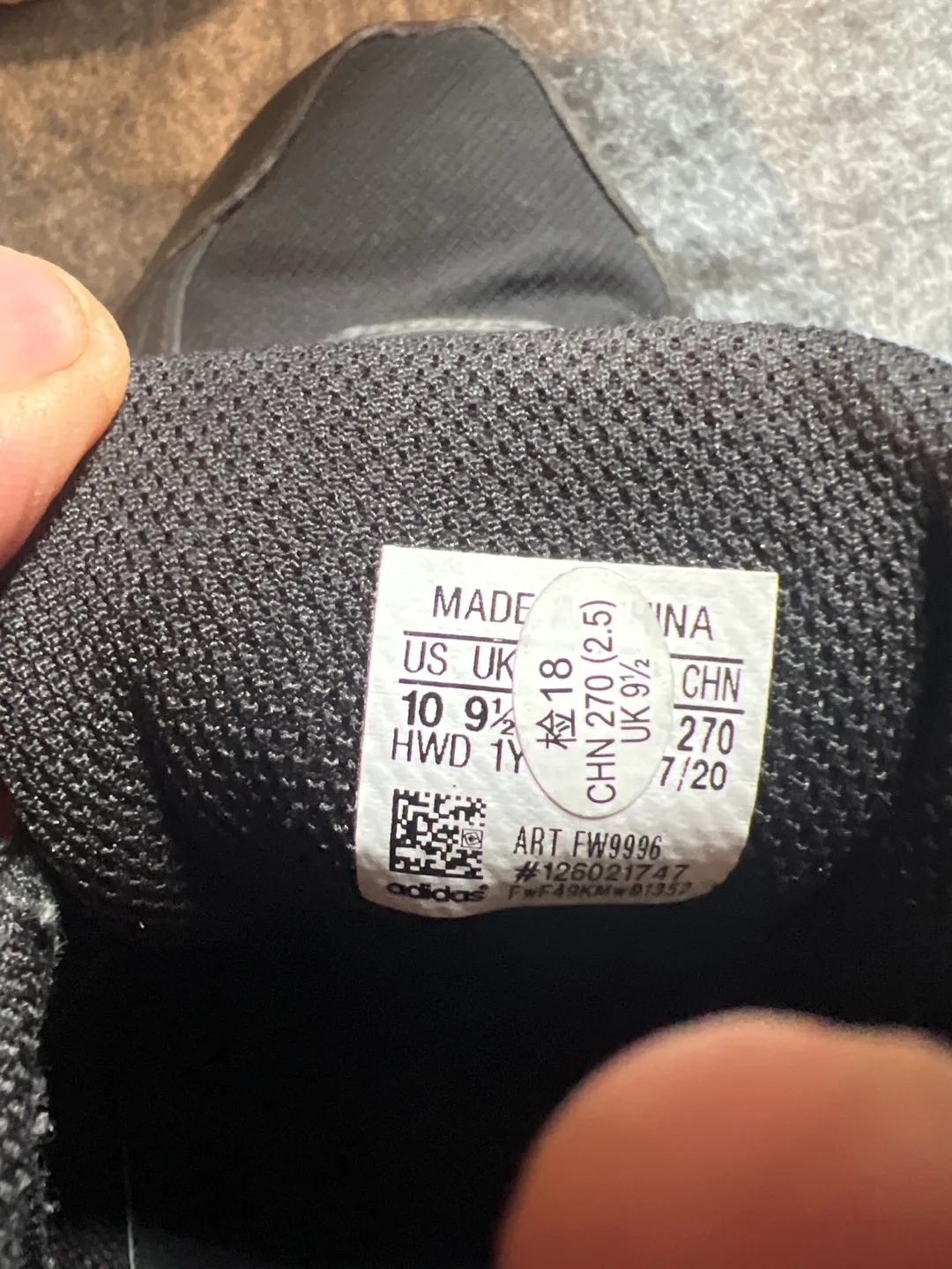 Adidas FW9996 Running Shoes - US 10.5 image indicator(2)