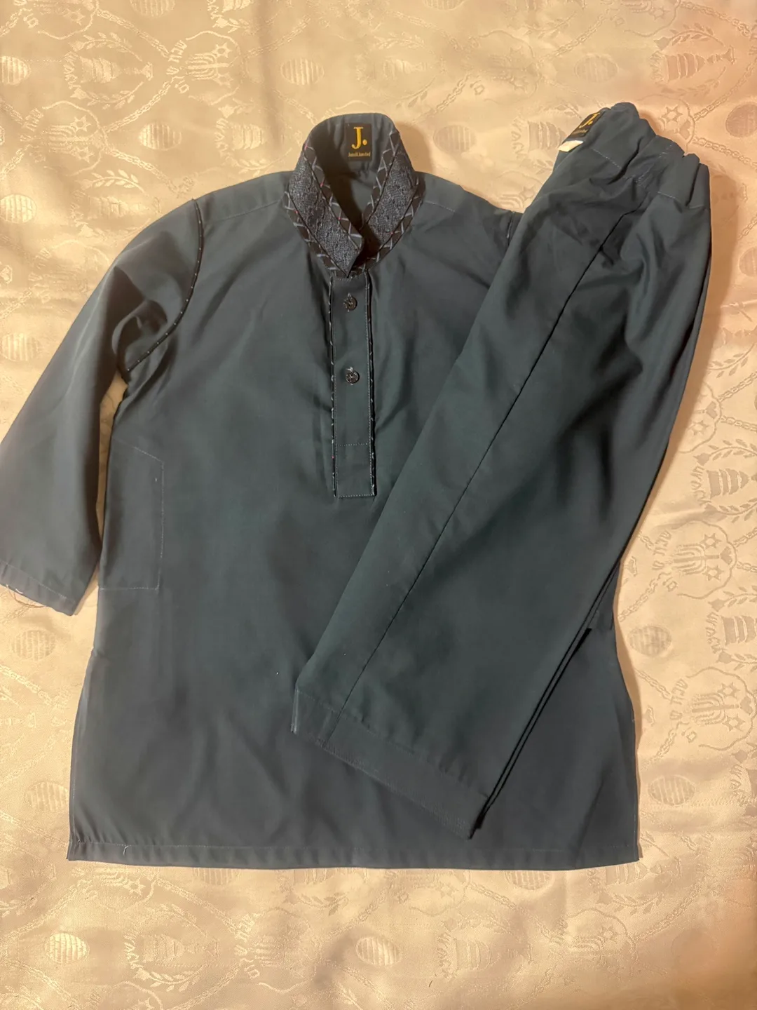 Junaid Jamshed Shalwar Kameez Suit size-3/4 image indicator(2)