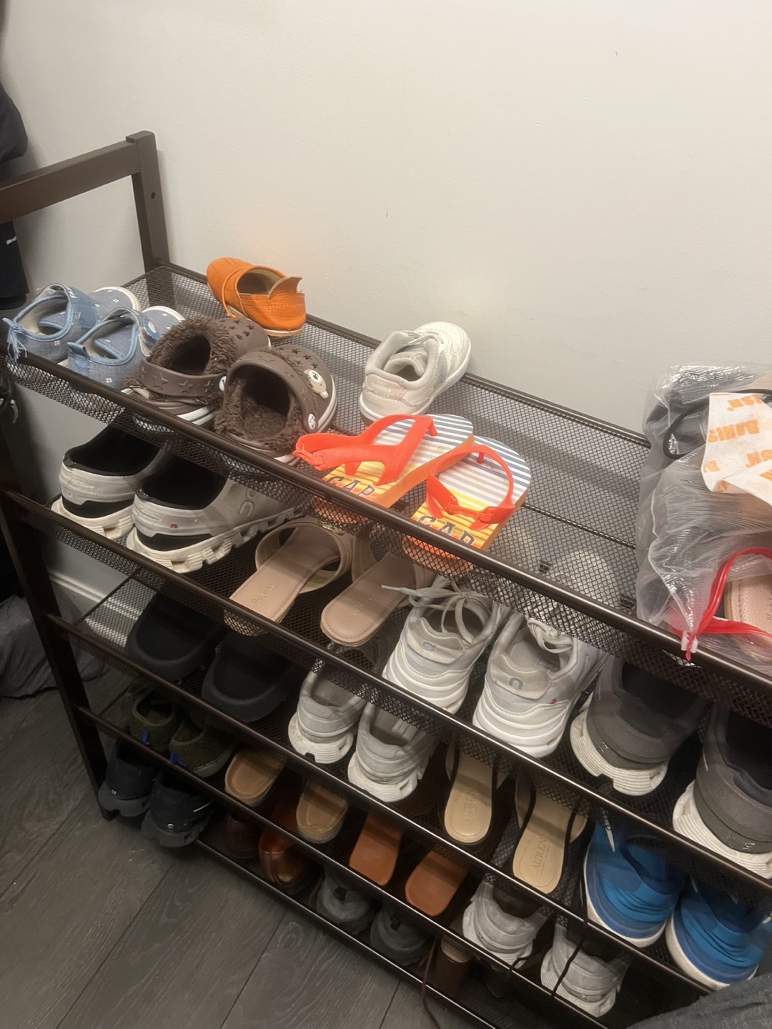 Hasson 25 Pair Stackable Shoe Rack