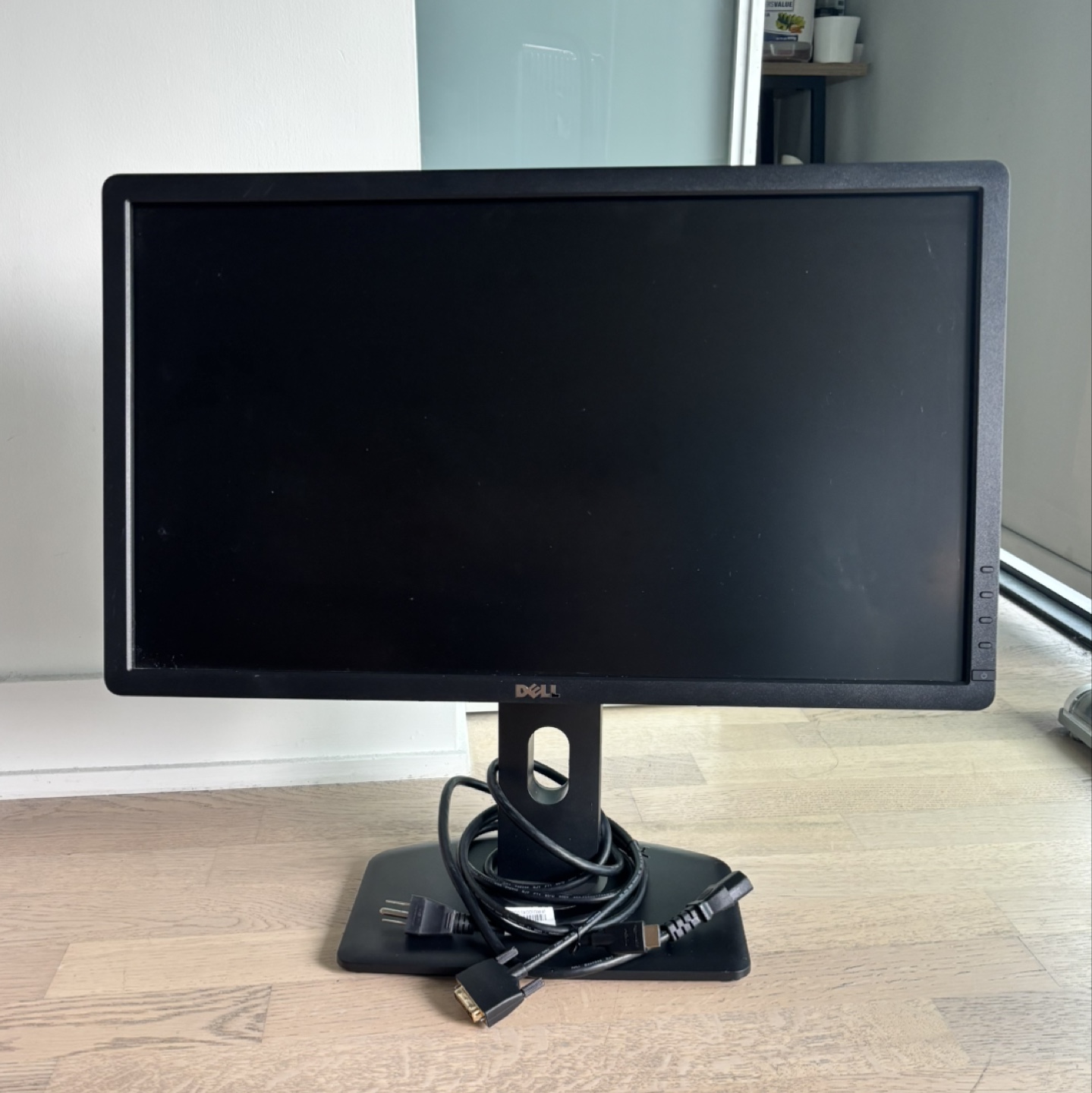23” Dell Monitor with Cables