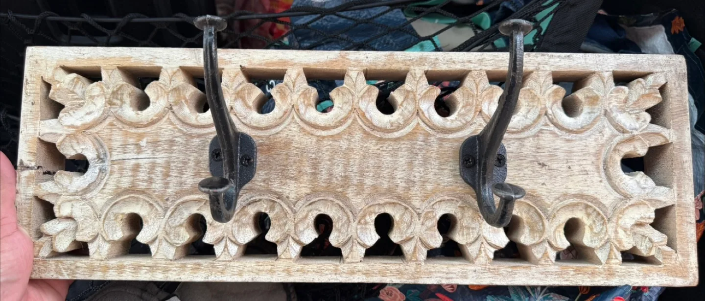 Wooden Wall Decor with Hooks image indicator(3)