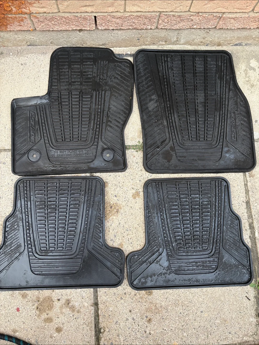 Ford Escape 2016 Floor Mats - Full Set thumbnail