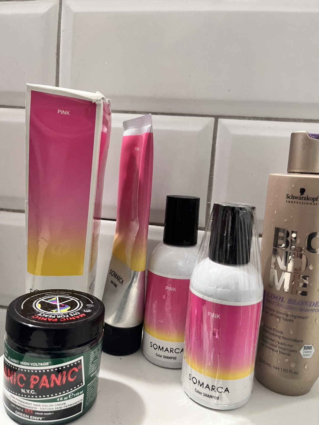 Japanese Somarca Pink Hair Dye & Shampoo + More - photo 3