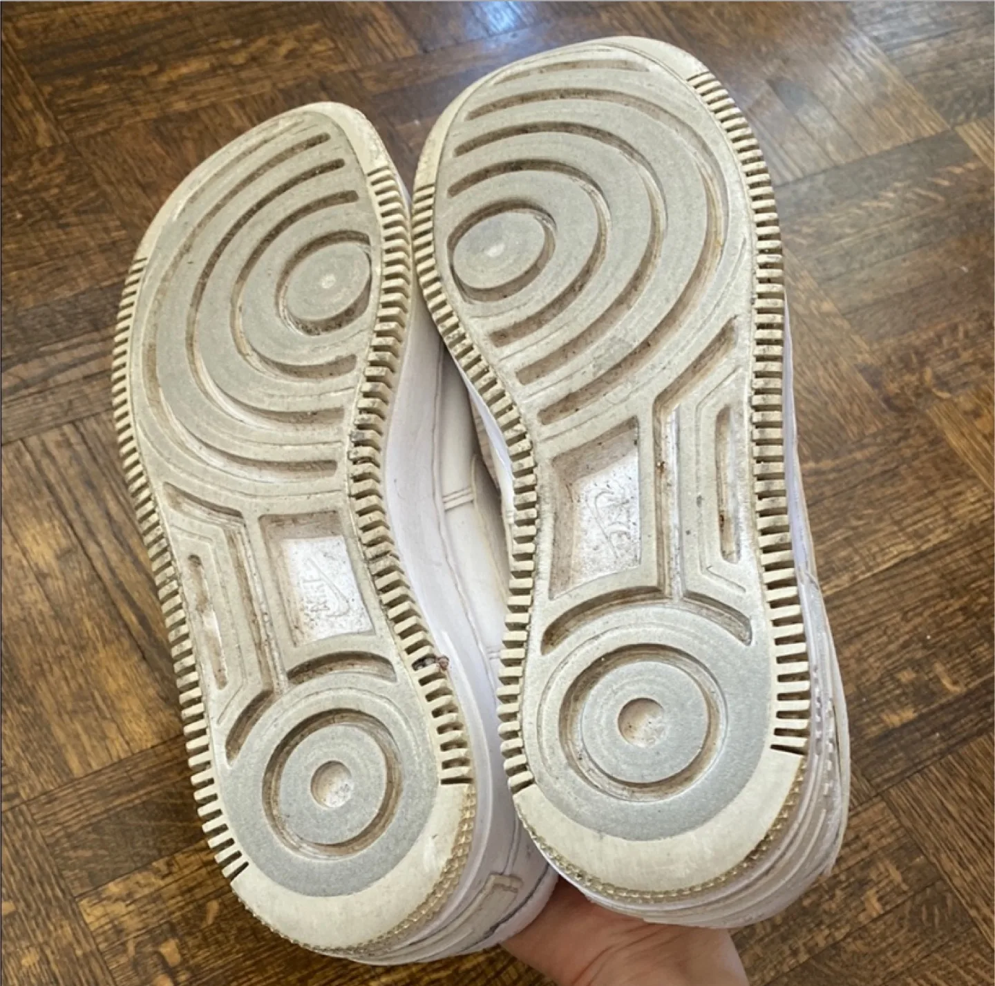 Nike Air Force 1 shadows image indicator(4)