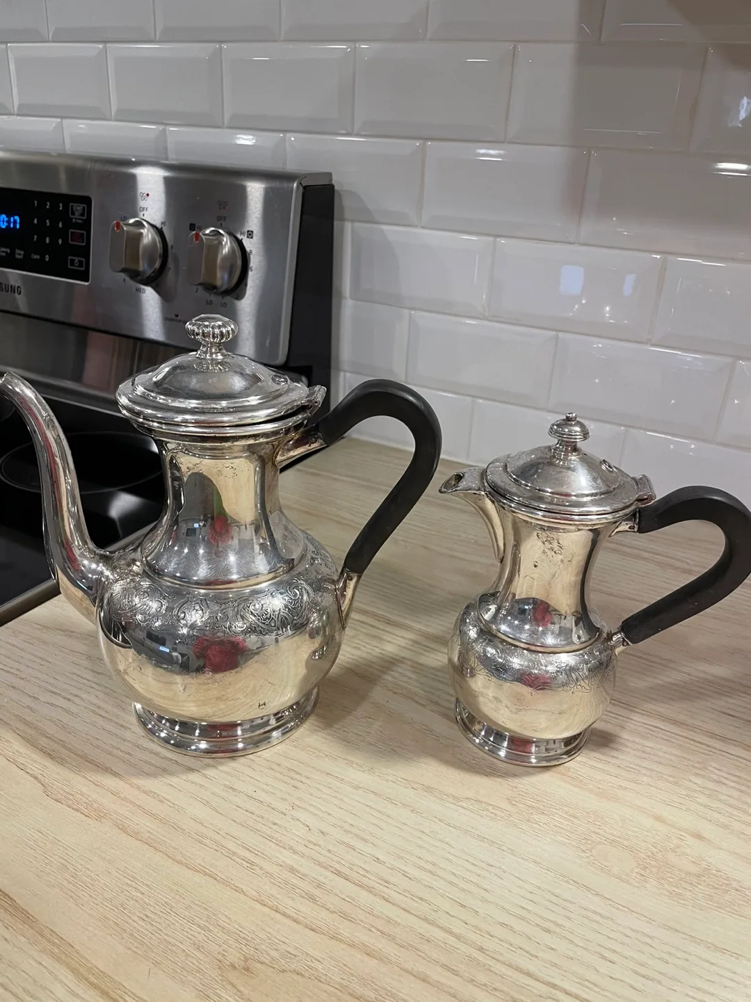 Vintage Silver Plated 2 Coffee Tea Pots thumbnail