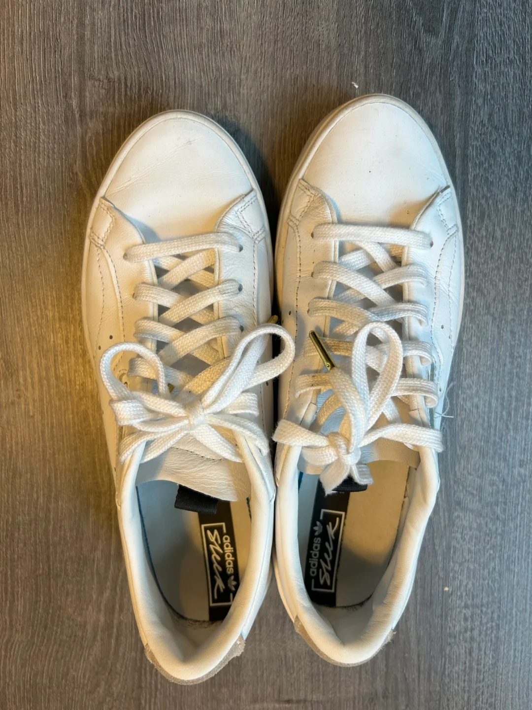 Adidas Sleek Women's Sneakers - Size 7 thumbnail