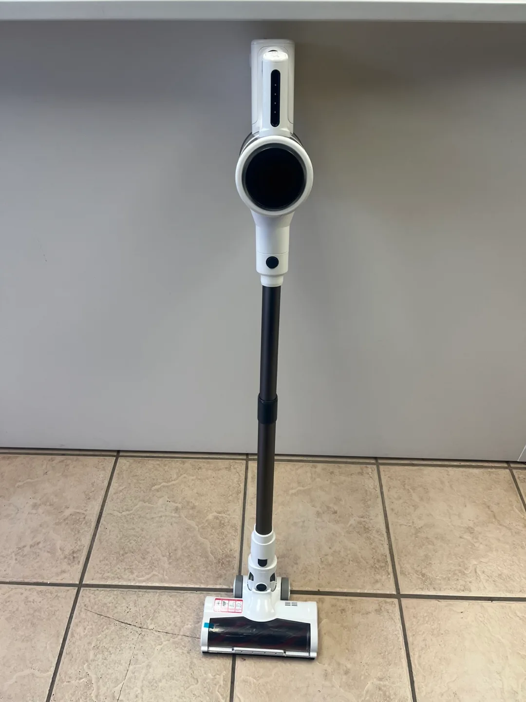 Stick Vacuum - White Milk thumbnail