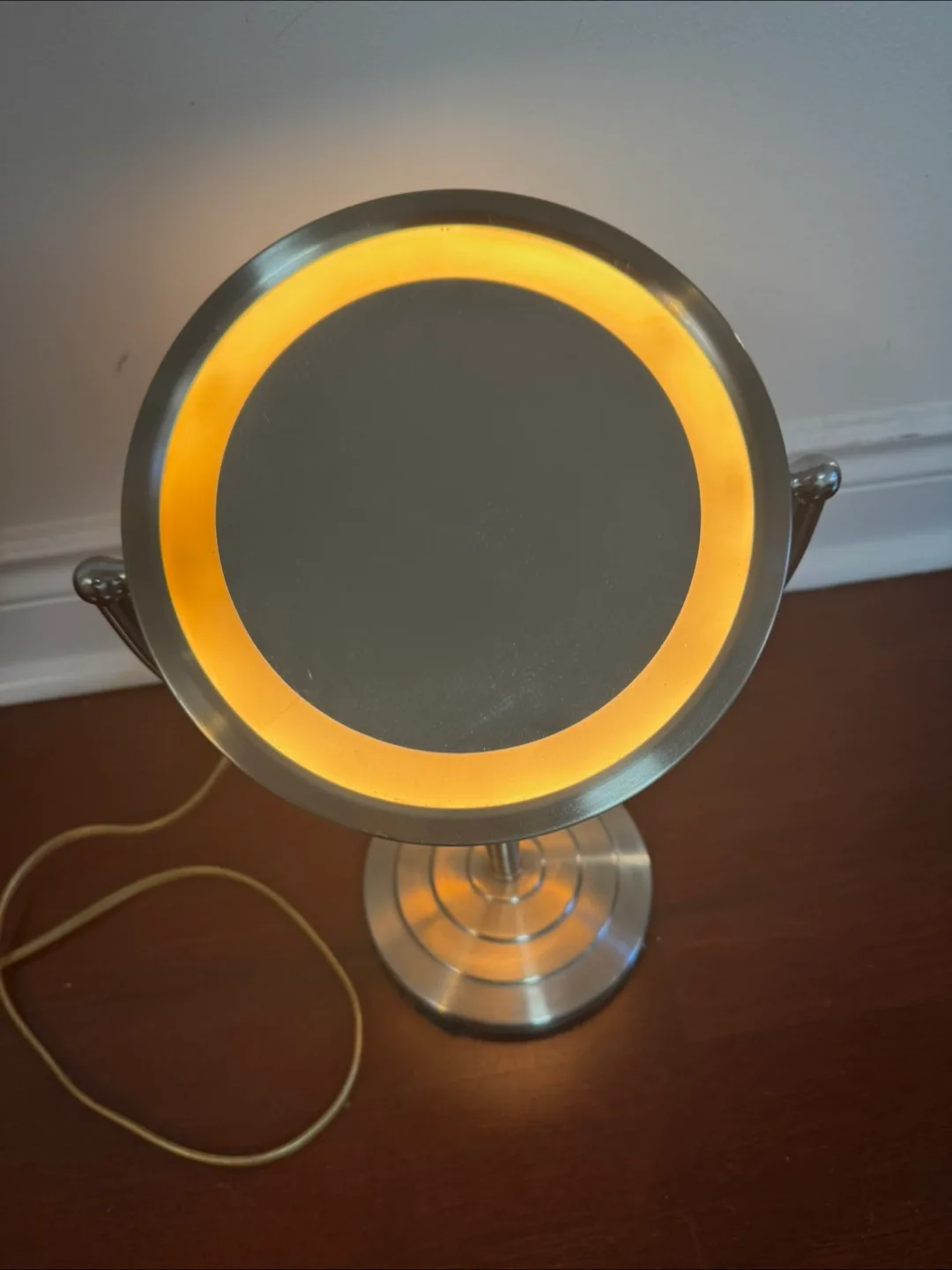 Illuminated Vanity Mirror thumbnail