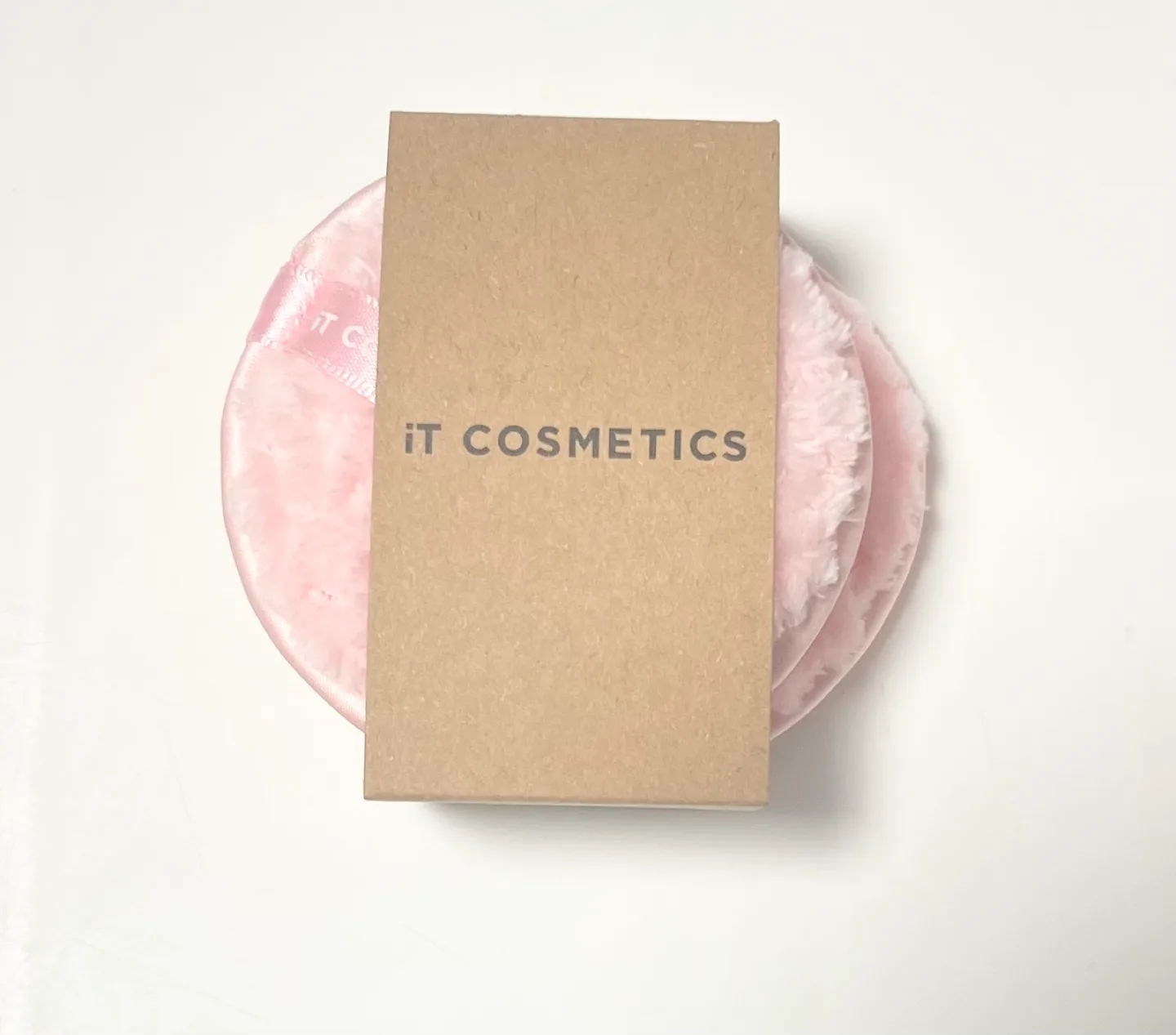 IT Cosmetics Reusable Makeup Remover pads