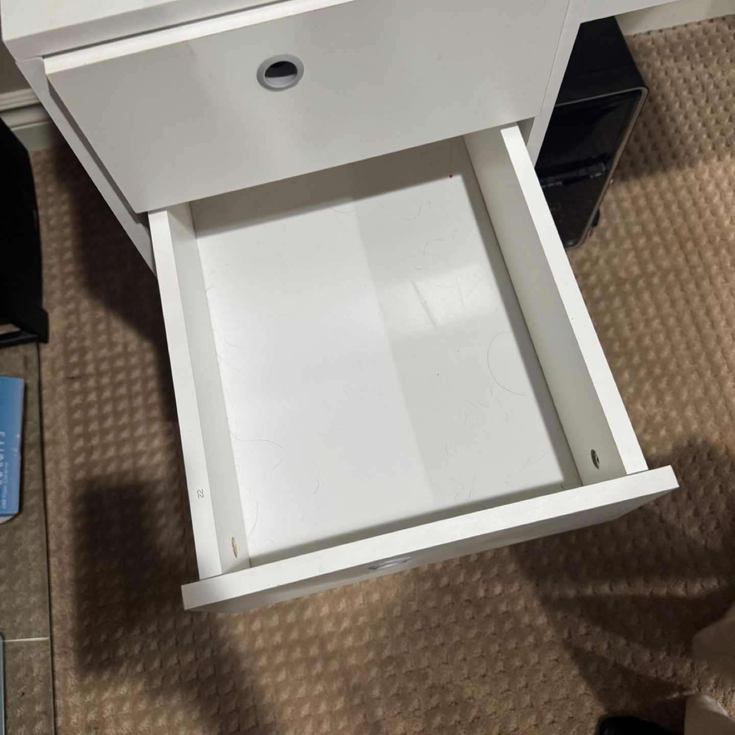 White Desk with Drawers - photo 4